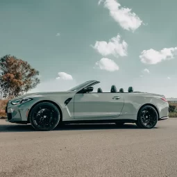 BMW M4 Comp Xdrive Convertible full