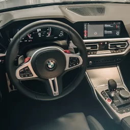 BMW M4 Comp Xdrive Convertible full