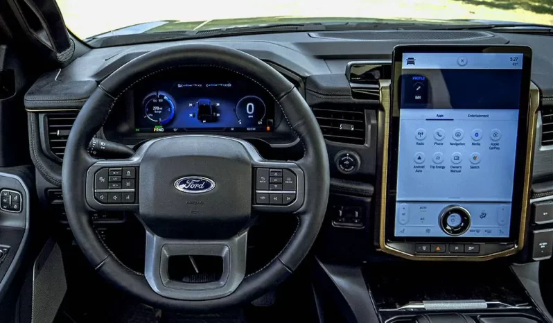 Ford F150 Lightning LARIAT full