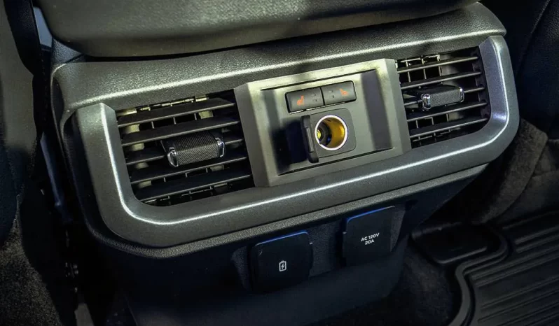 Ford F150 Lightning LARIAT full
