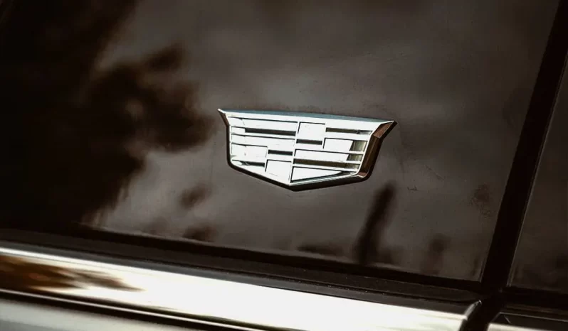 Cadillac Escalade ESV full