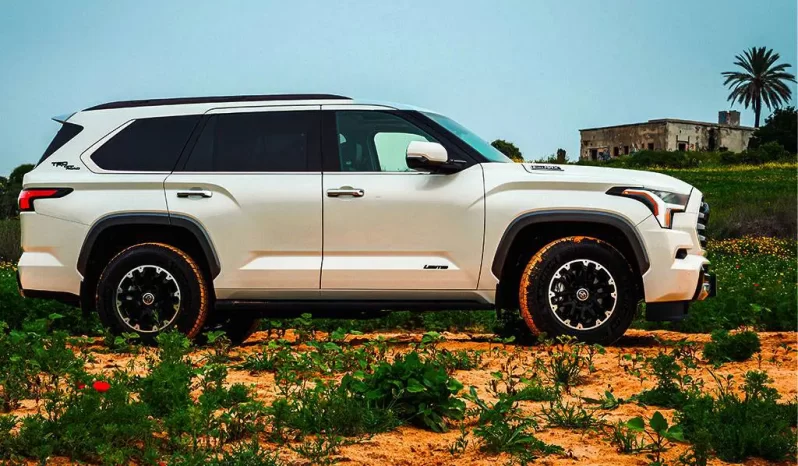 Toyota Sequoia full