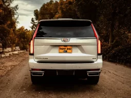 Cadillac Escalade ESV full