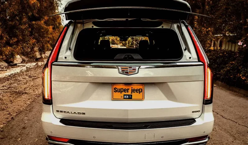 Cadillac Escalade ESV full