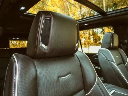 Cadillac Escalade ESV full