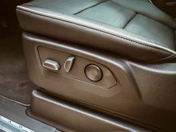 Cadillac Escalade ESV full
