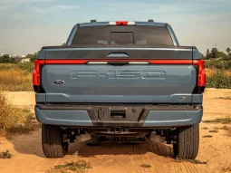 Ford F150 Lightning LARIAT full