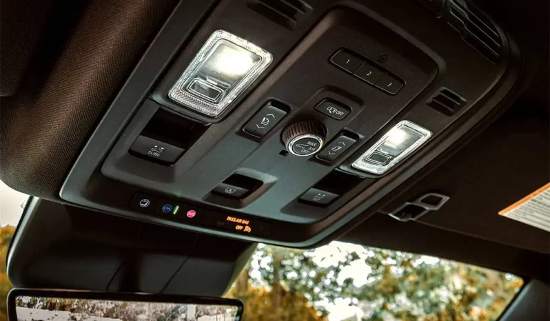 Cadillac Escalade ESV full
