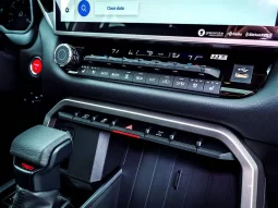 Toyota Sequoia full