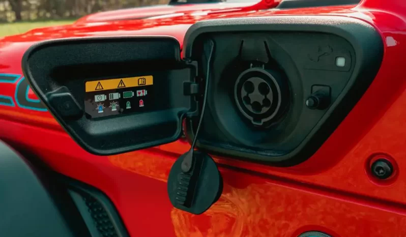 Rubicon 4XE Hybrid full