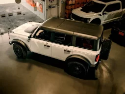 Ford Bronco Wildtrak full