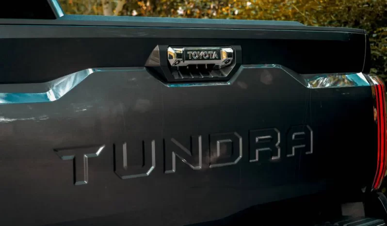 Toyota Tundra Limited Hybrid full