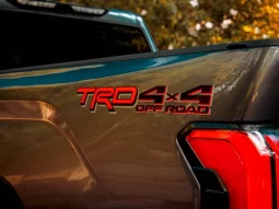 Toyota Tundra Limited Hybrid full