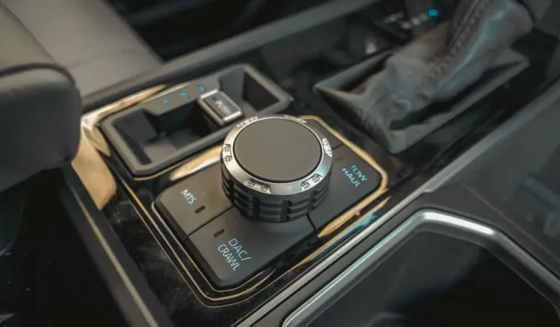 Toyota Tundra Limited Hybrid full