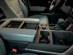 Toyota Tundra Limited Hybrid full