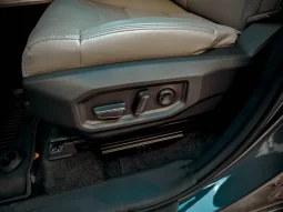 Toyota Tundra Limited Hybrid full