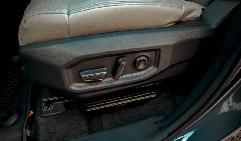 Toyota Tundra Limited Hybrid full