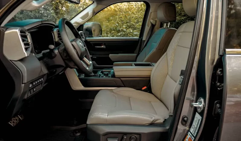 Toyota Tundra Limited Hybrid full