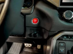 Toyota Tundra Limited Hybrid full