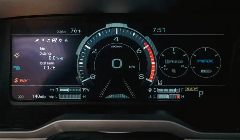 Toyota Tundra Limited Hybrid full