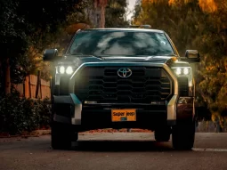 Toyota Tundra Limited Hybrid full