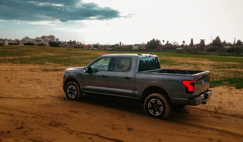 Ford F150 Lightning XLT full