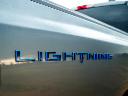 Ford F150 Lightning XLT full