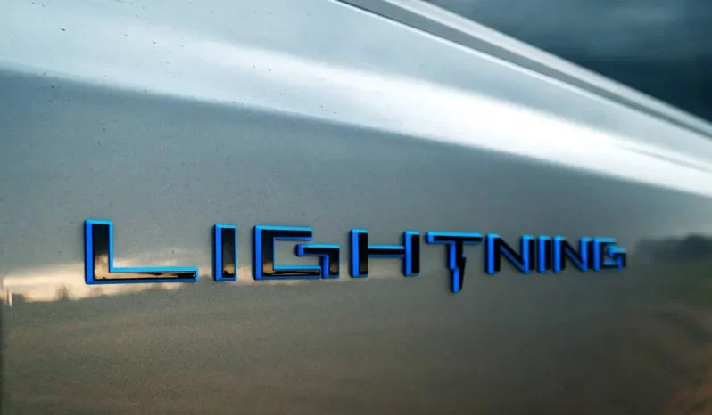 Ford F150 Lightning XLT full