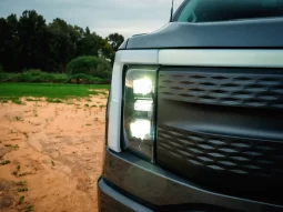Ford F150 Lightning XLT full
