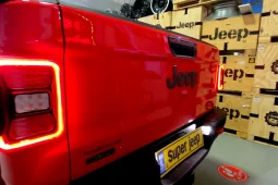 GLADIATOR Rubicon Diesel