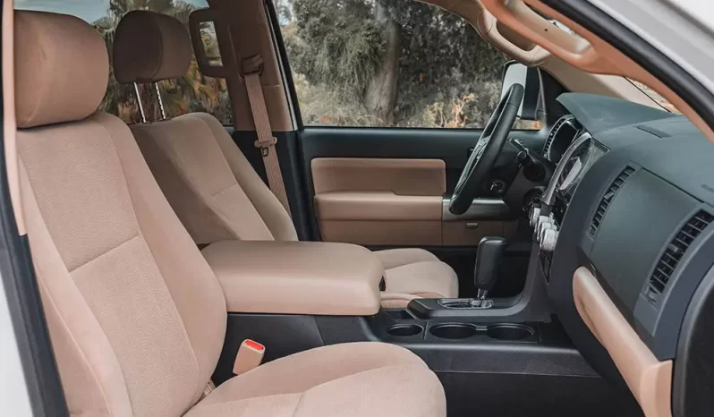 Toyota Sequoia