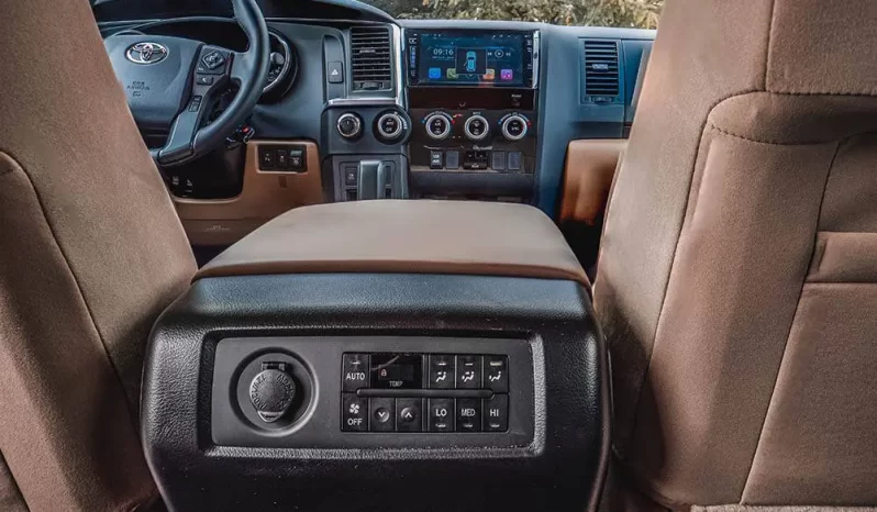 Toyota Sequoia