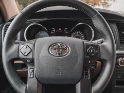 Toyota Sequoia