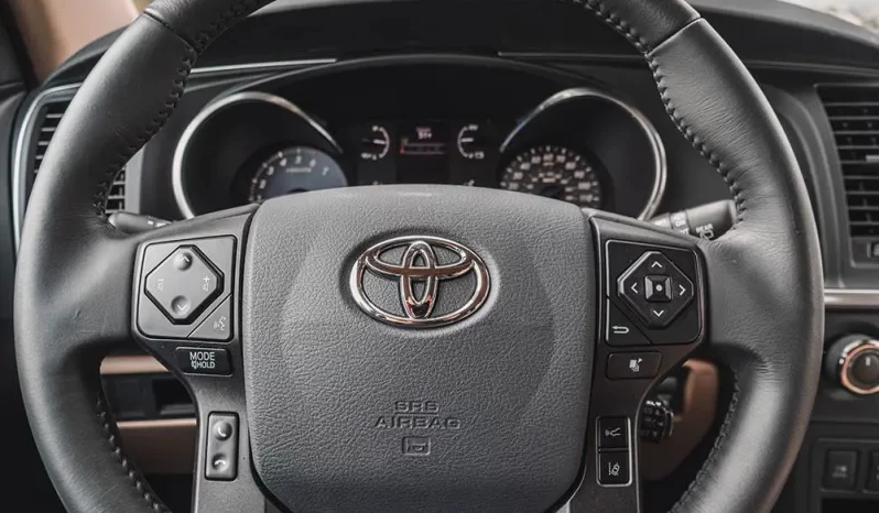 Toyota Sequoia